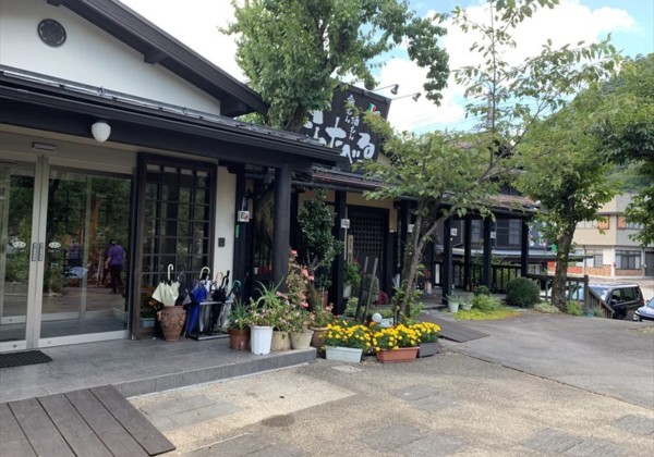 さんたべーるランチ 郡上白鳥