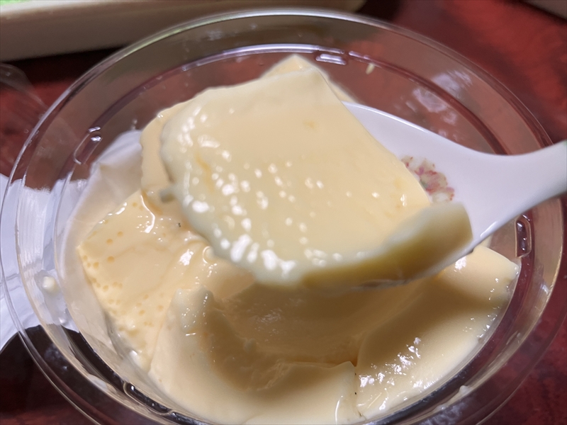 バローの杏仁豆腐とプリン